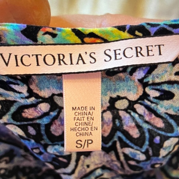 Victoria’s Secret Small Swim Romper Cover-Up - Mosaic Garden - Picture 4 of 4